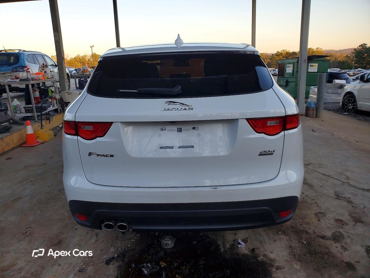 Jaguar F-Pace 2017