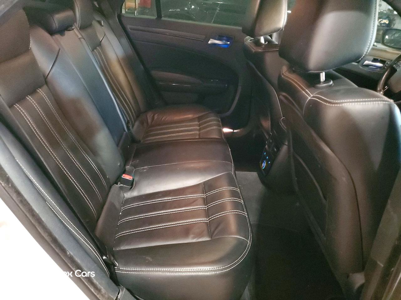 Chrysler 300 2012
