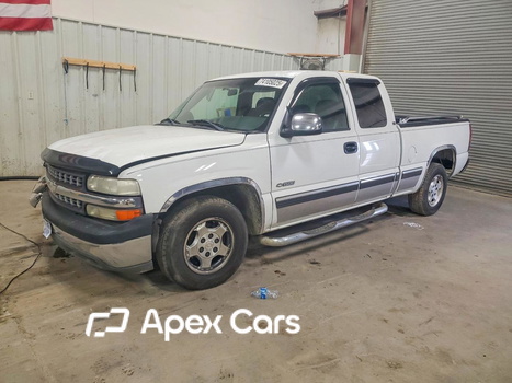 Chevrolet Silverado 2001 - Image 1 of 12