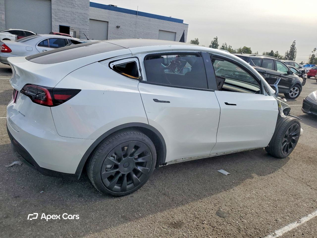 Tesla Model Y 2020