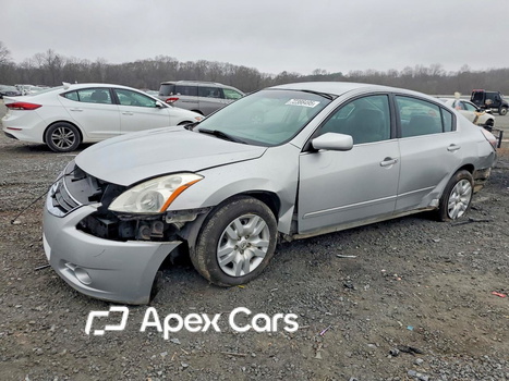 Nissan Altima 2010 - Image 1 of 13