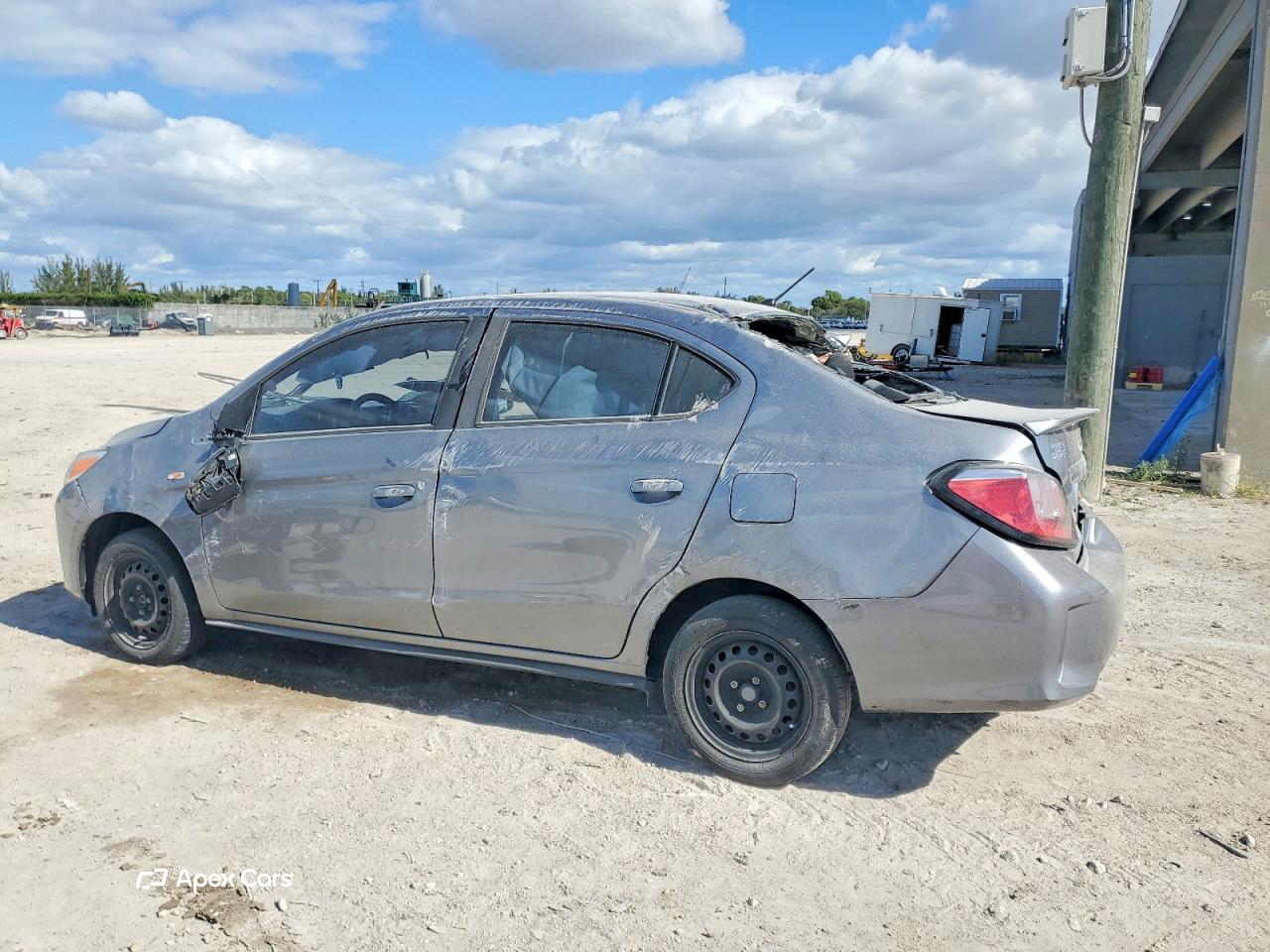 Mitsubishi Mirage 2023