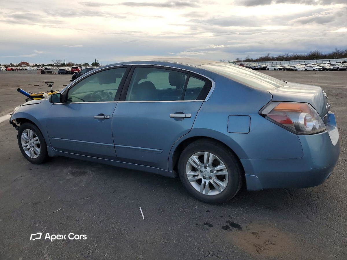 Nissan Altima 2011