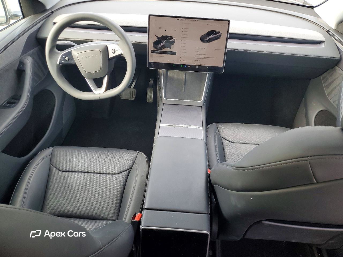 Tesla Model Y 2026