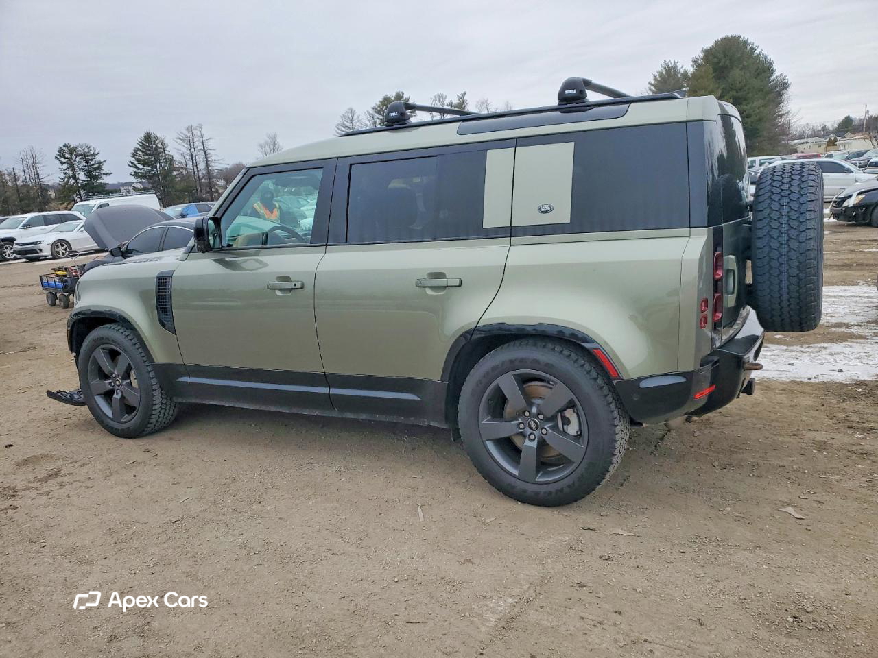 Land Rover Defender 2023