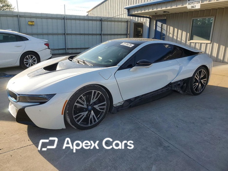 BMW i8 2015 - Zdjęcie 1 z 13
