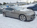 Tesla Model S 2015