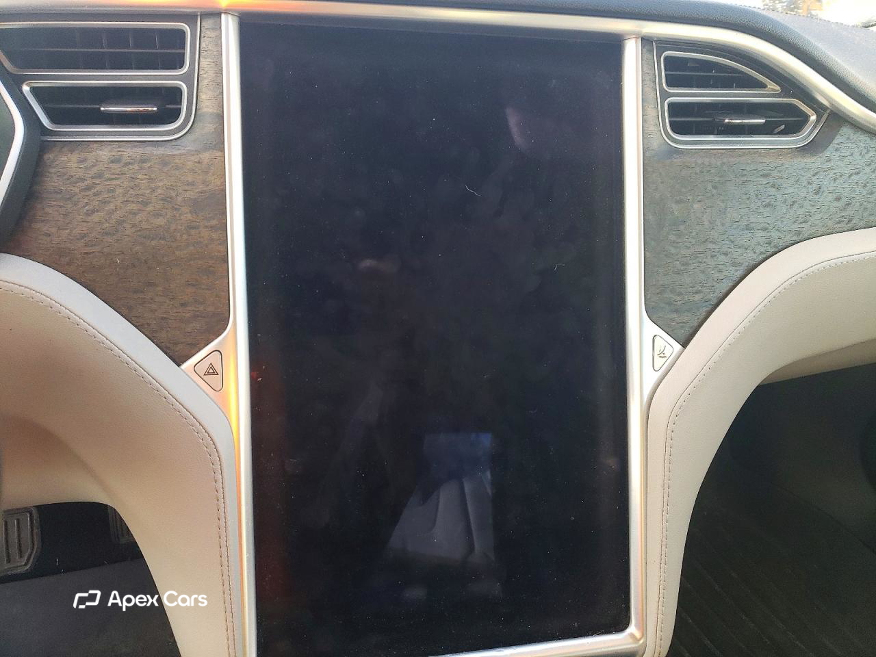 Tesla Model S 2015