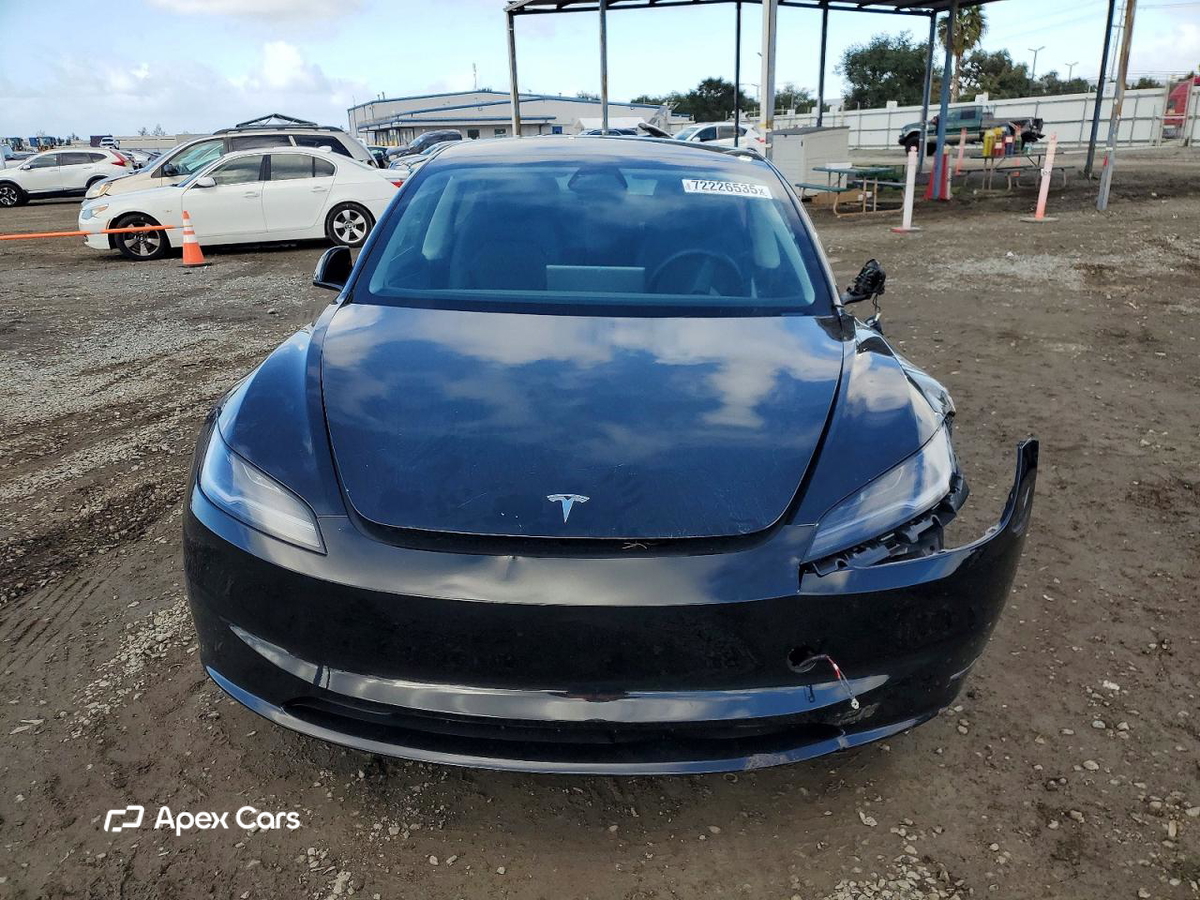 Tesla Model 3 2025
