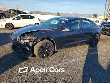 Tesla Model 3 2024 - Zdjęcie 1 z 13