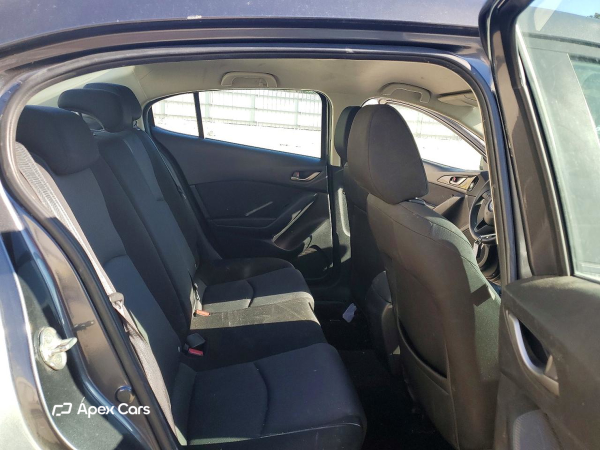 Mazda 3 2016