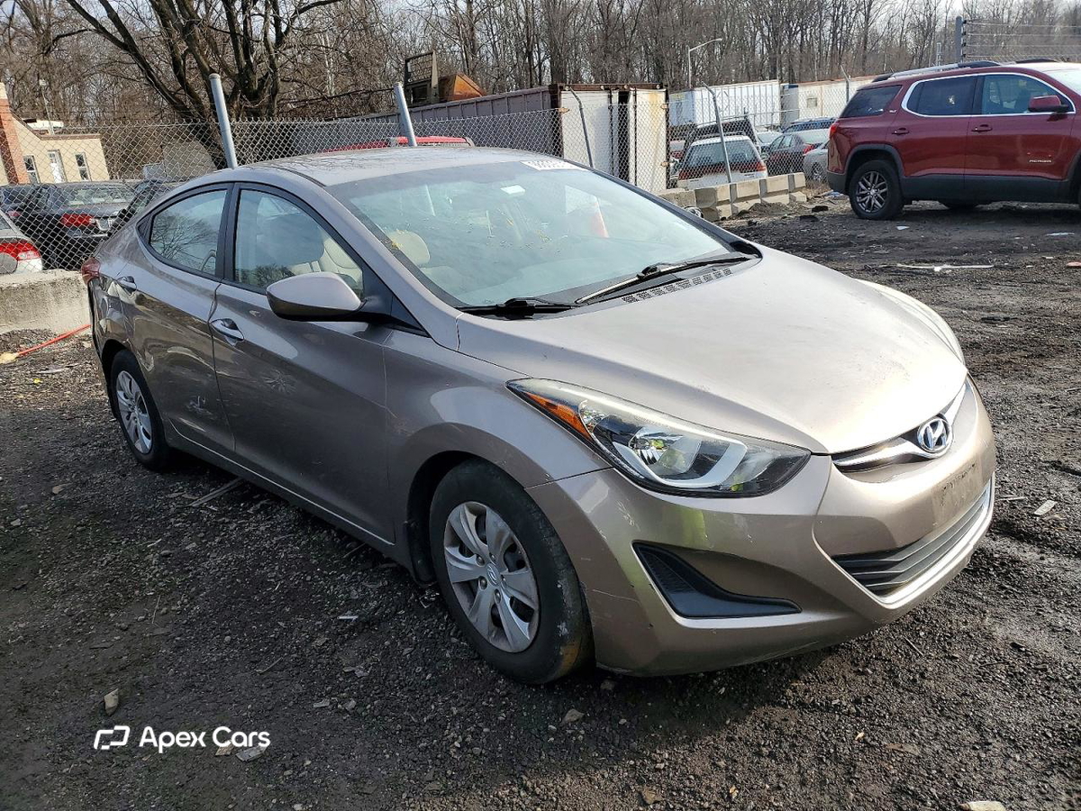 Hyundai Elantra 2016