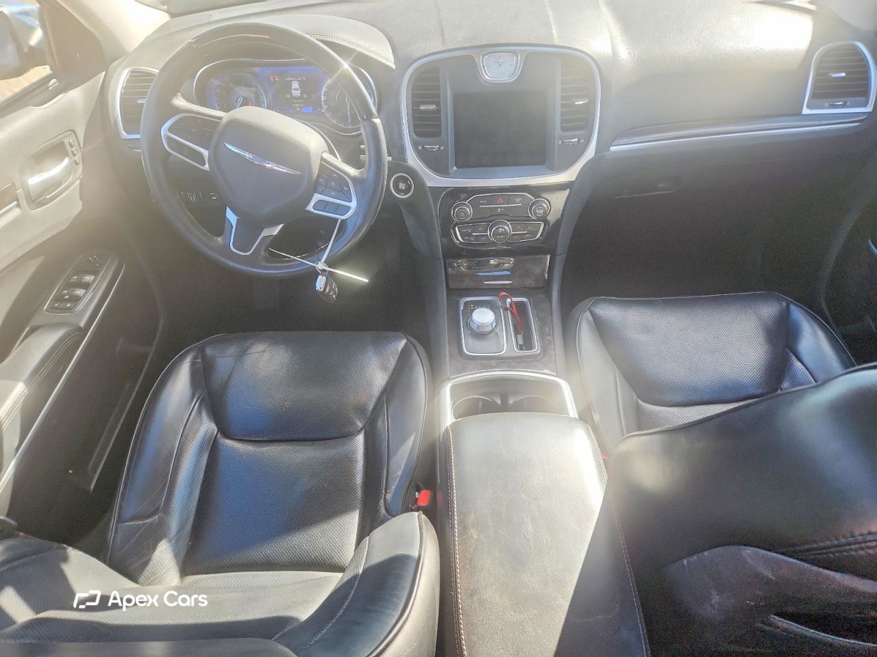Chrysler 300 2019