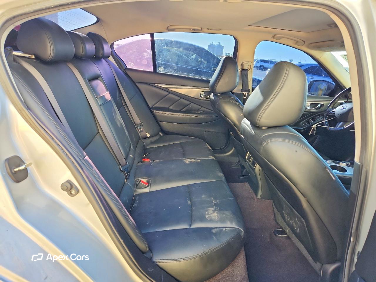 Infiniti Q50 2015