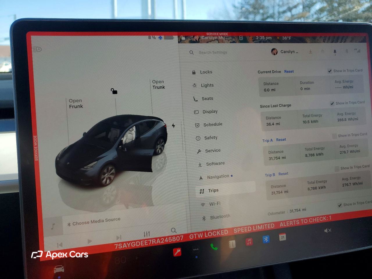Tesla Model Y 2024