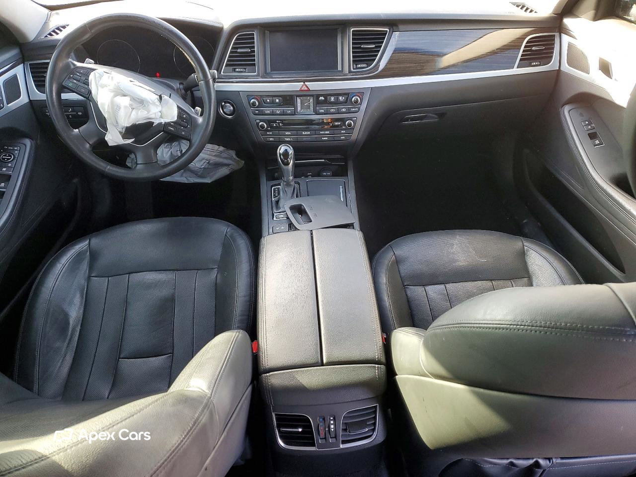 Hyundai Genesis 2015