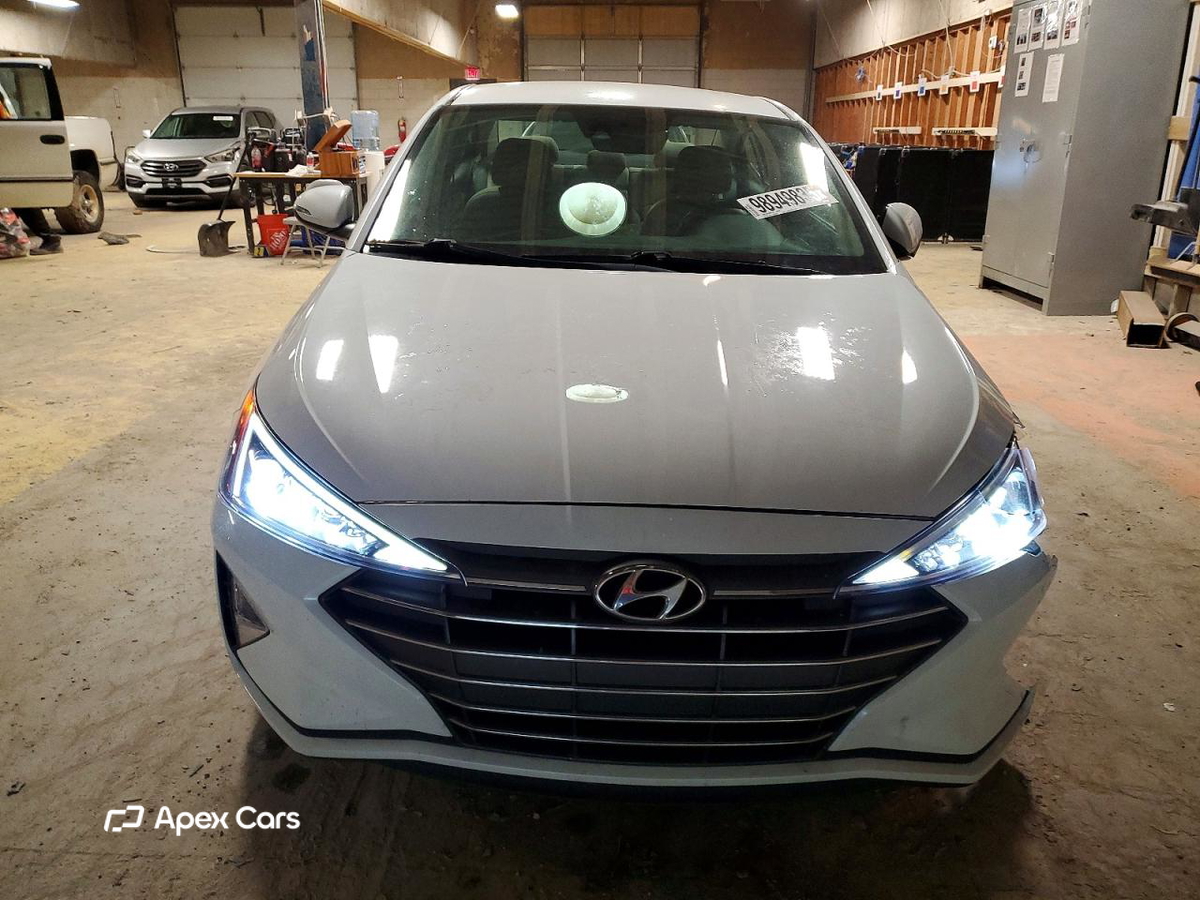 Hyundai Elantra 2020