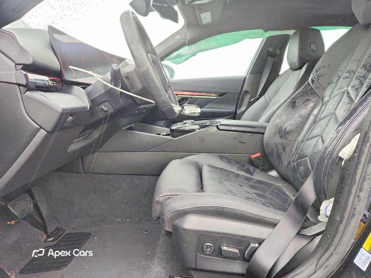 BMW i5 2024