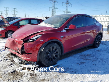 Tesla Model Y 2021 - Image 1 of 13