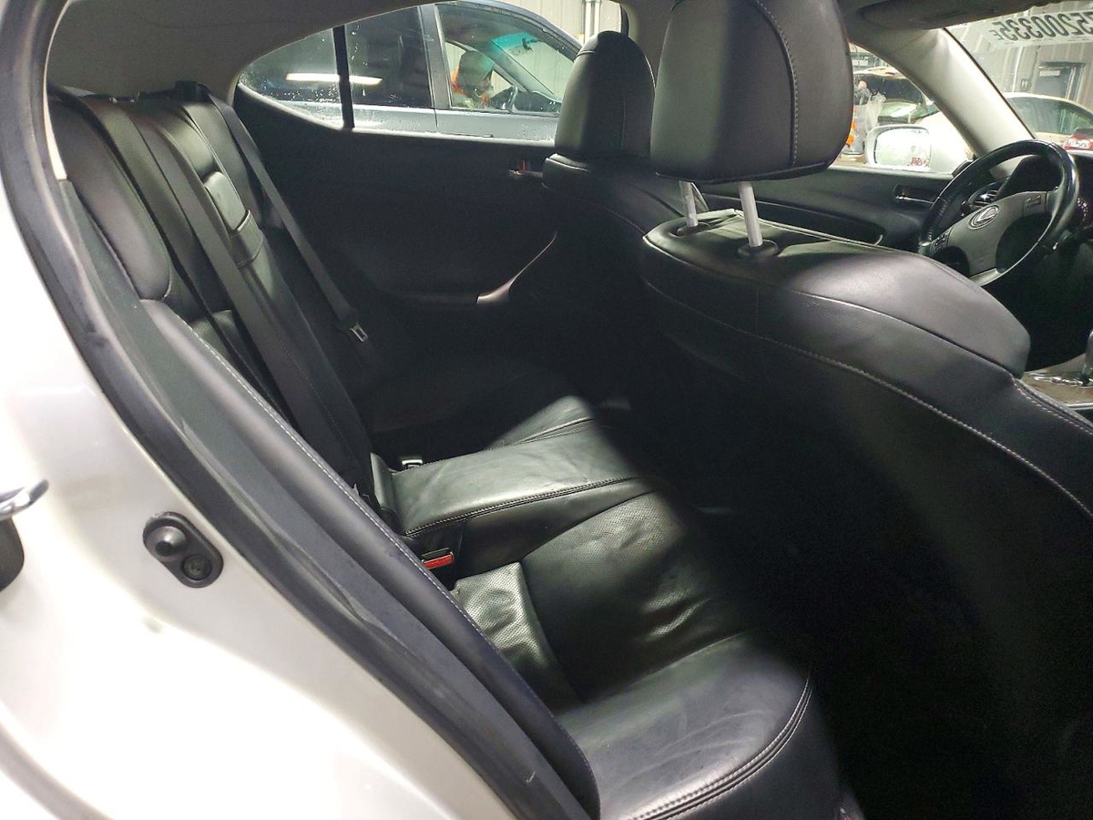 Lexus IS 2009