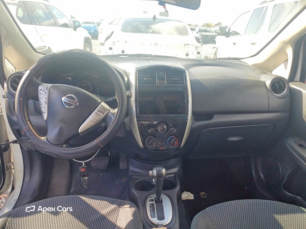 Nissan Versa 2015
