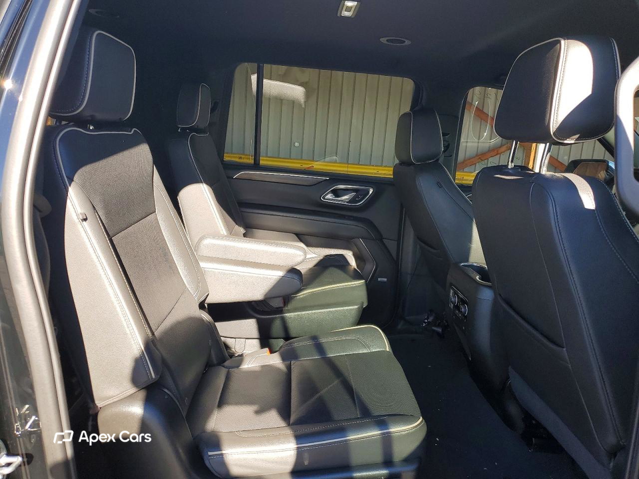 Chevrolet Suburban 2023