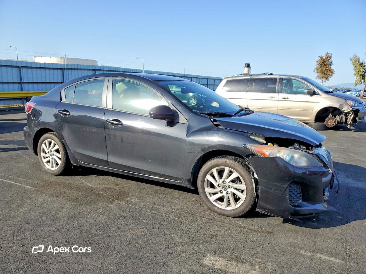 Mazda 3 2013