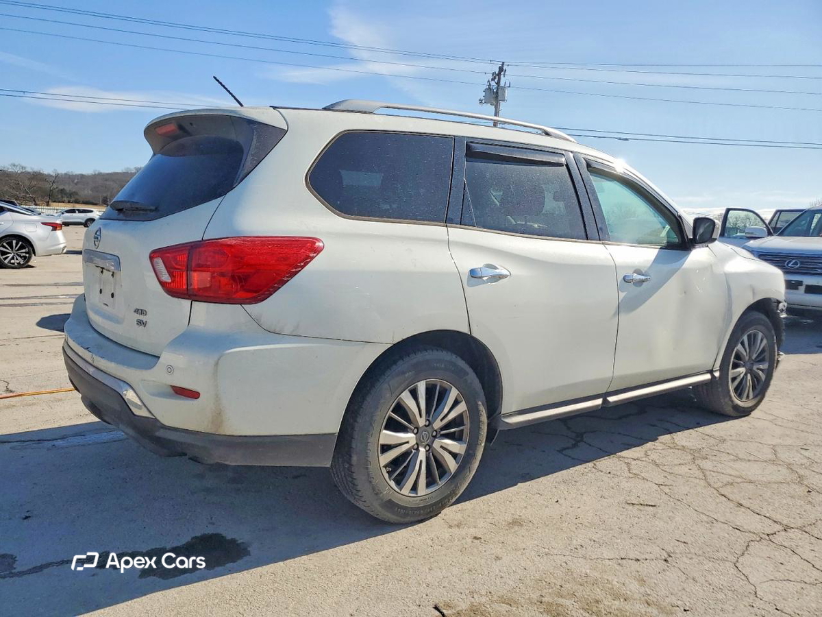Nissan Pathfinder 2018