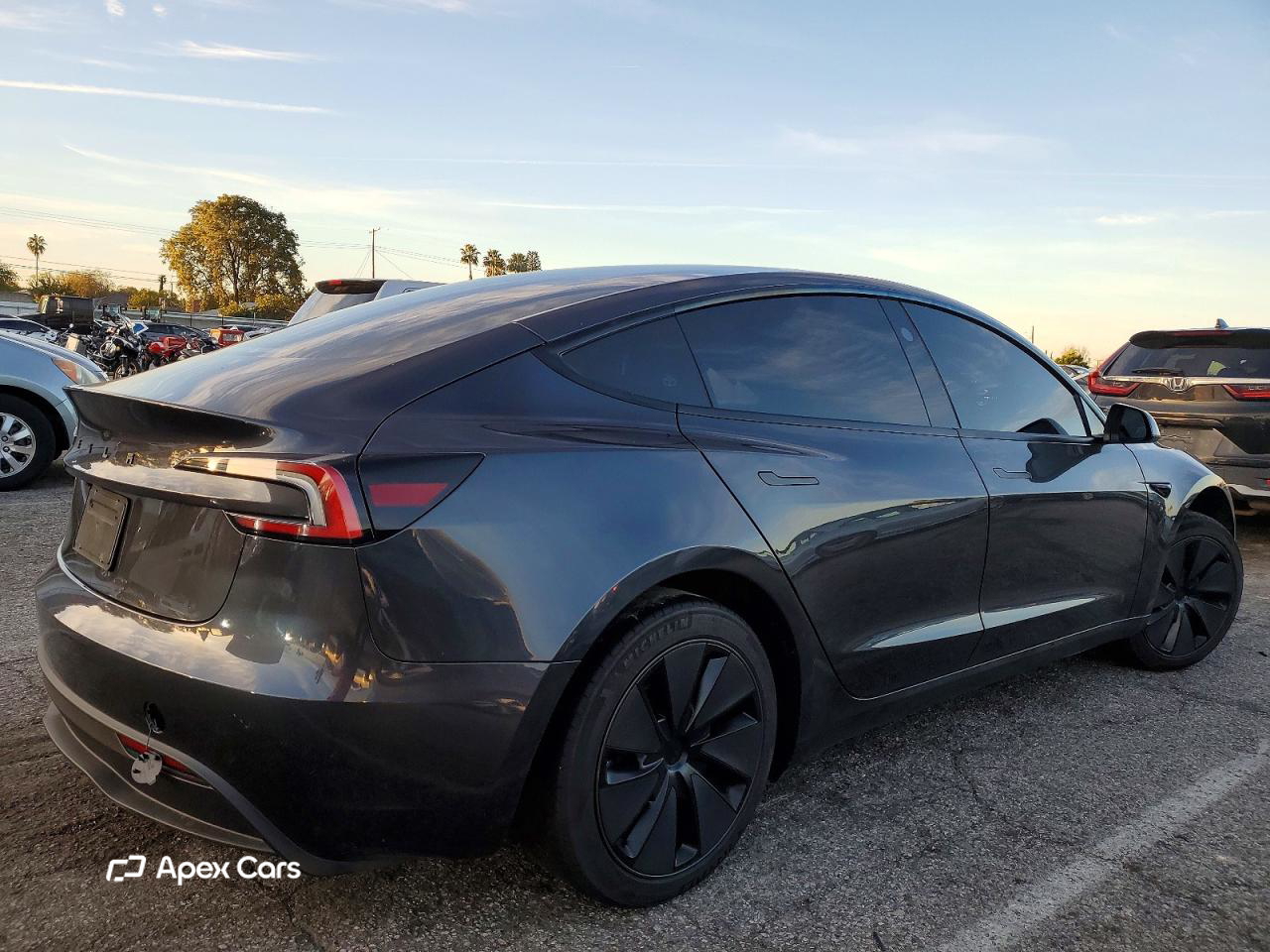 Tesla Model 3 2025