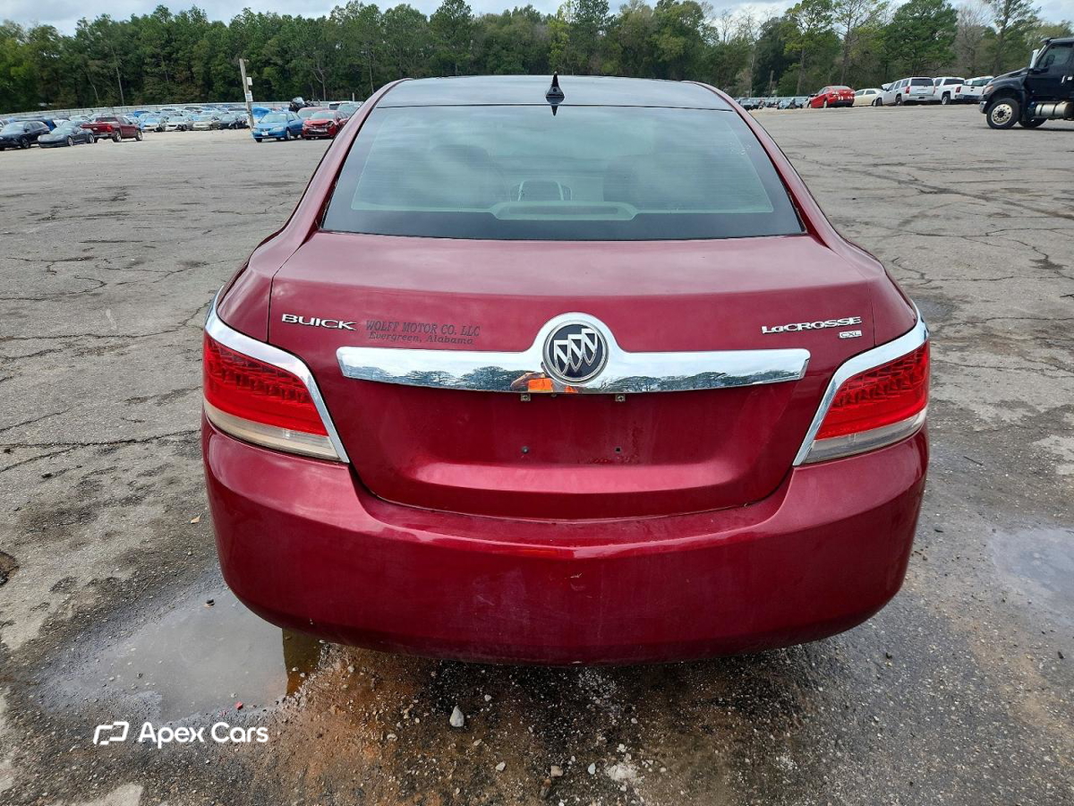Buick LaCrosse 2011