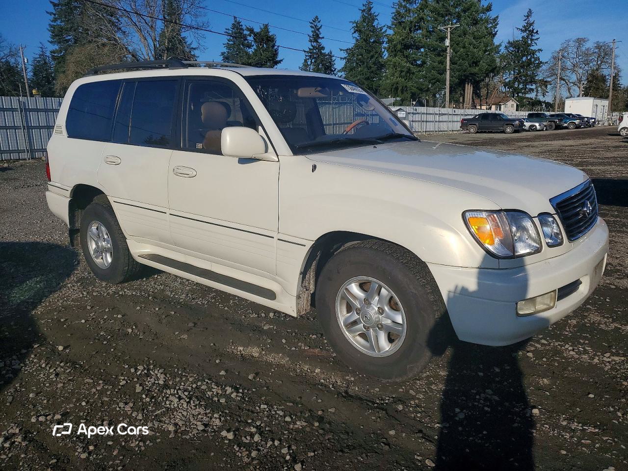 Lexus LX 2000