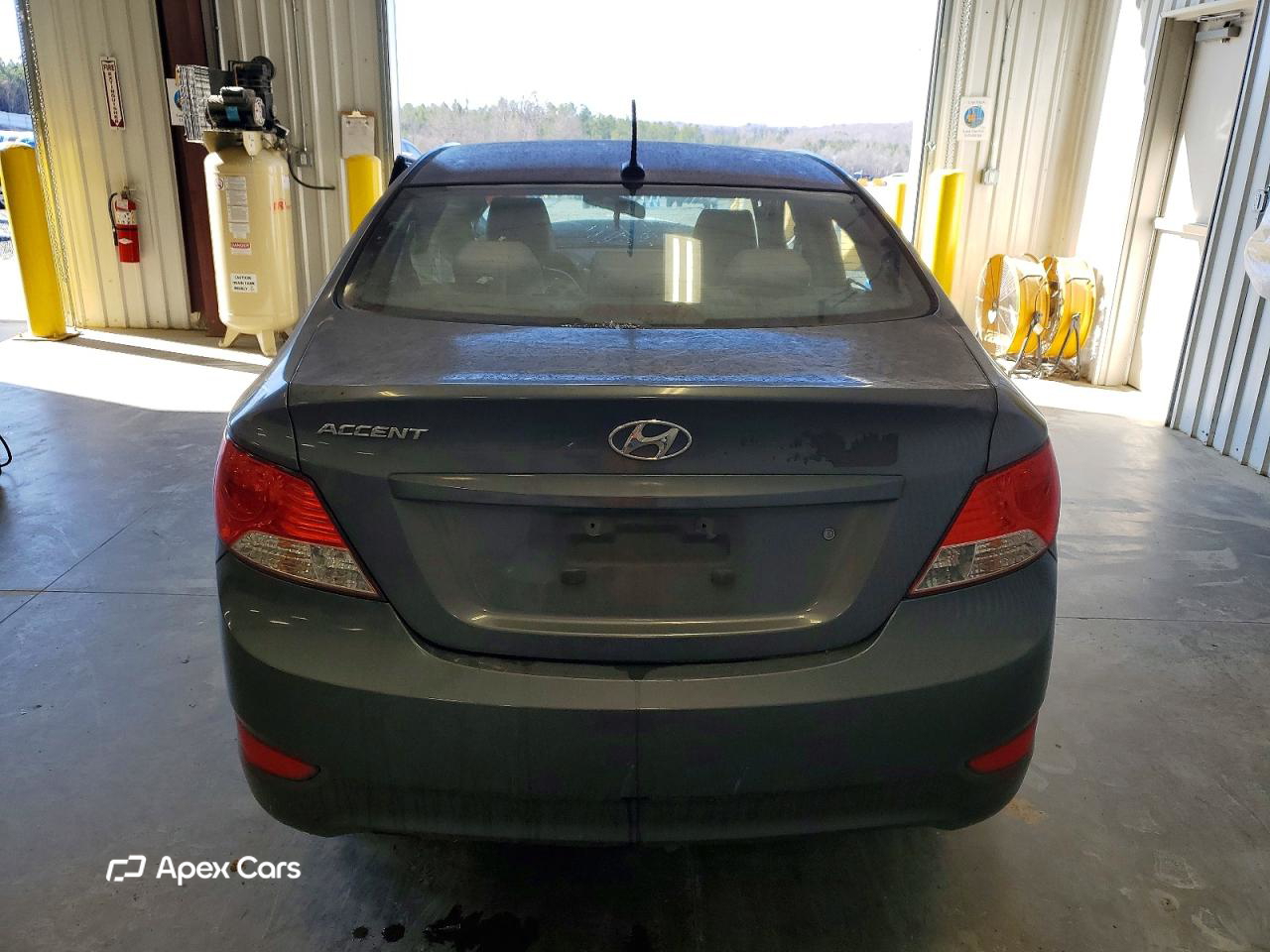 Hyundai Accent 2013