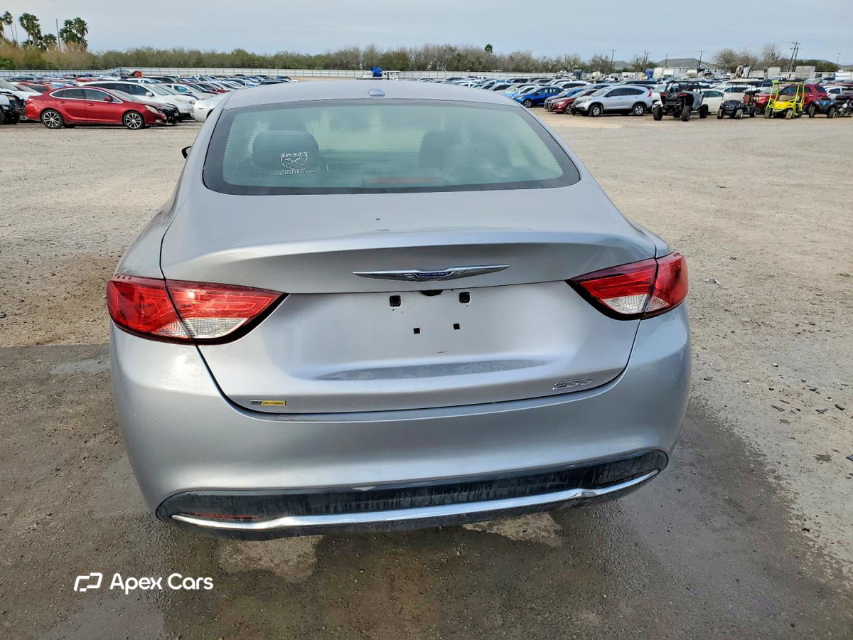 Chrysler 200 2015
