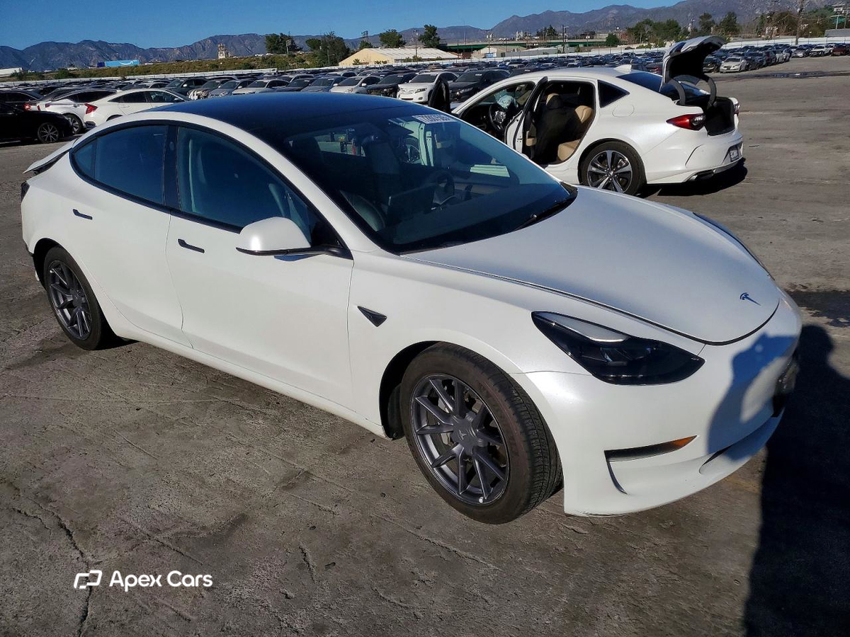 Tesla Model 3 2023