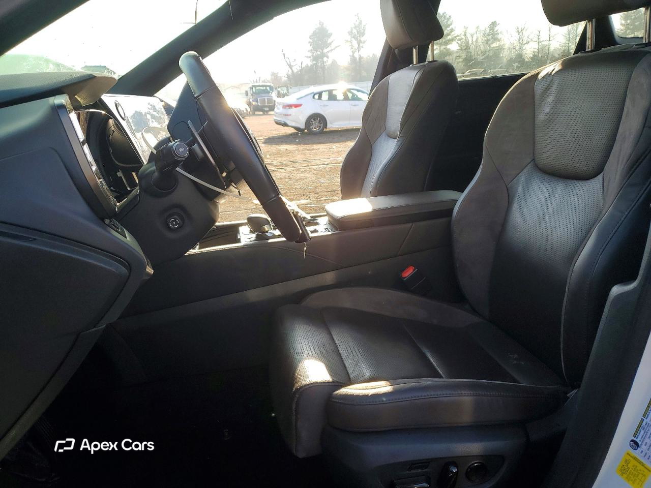 Lexus RX 2023