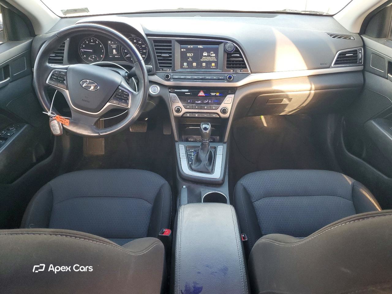 Hyundai Elantra 2017