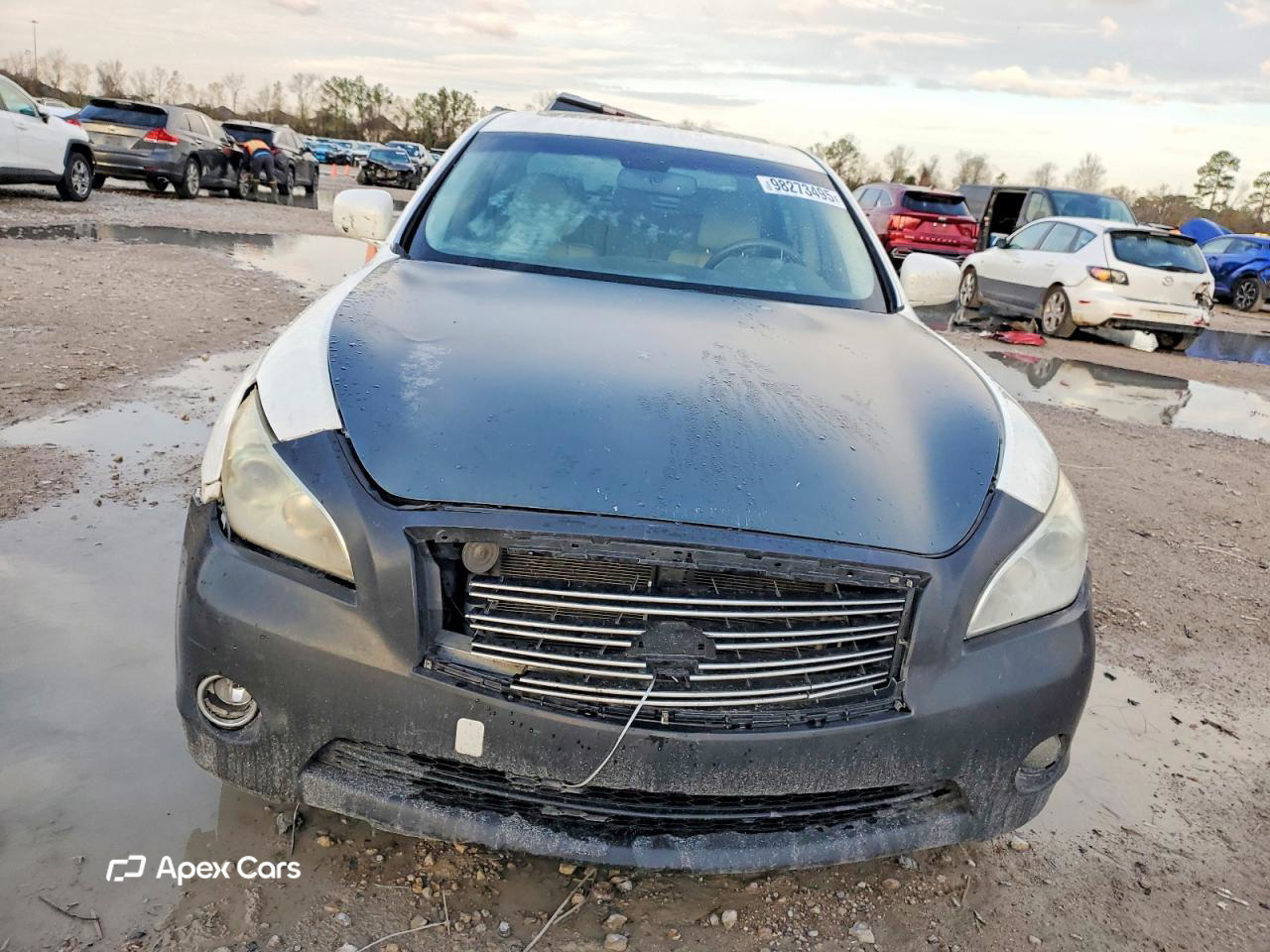 Infiniti M 2013