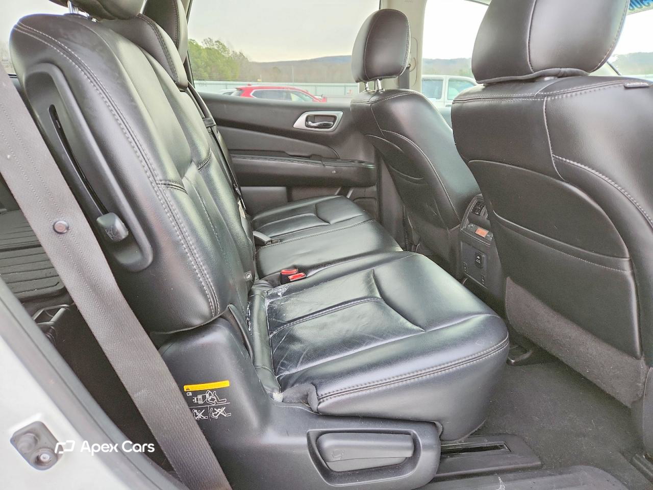 Nissan Pathfinder 2015