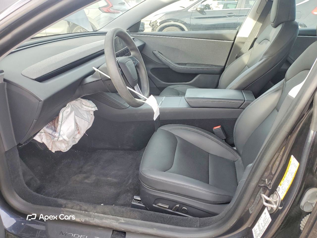 Tesla Model 3 2024