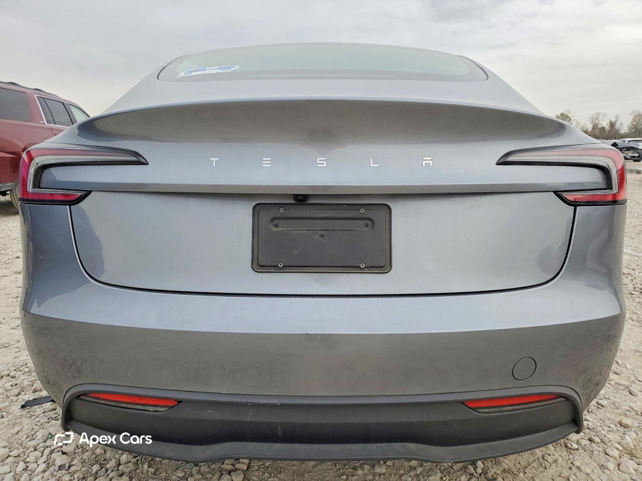Tesla Model 3 2024