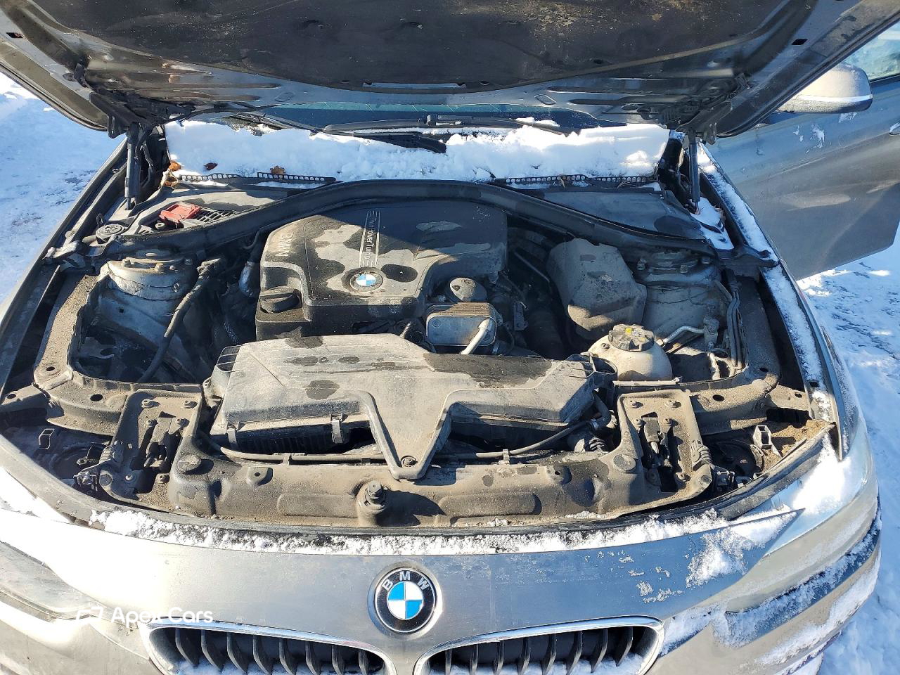 BMW Series 3 2016