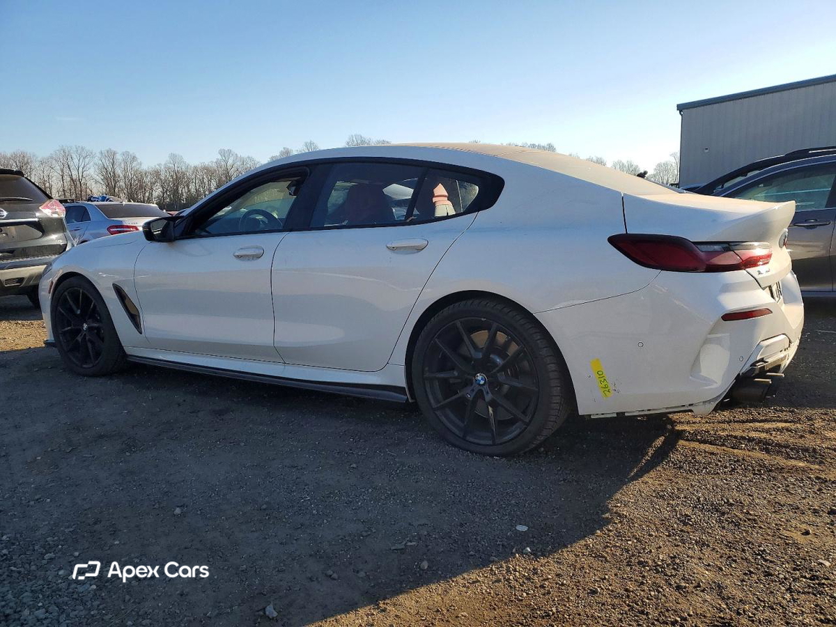 BMW M8 2023
