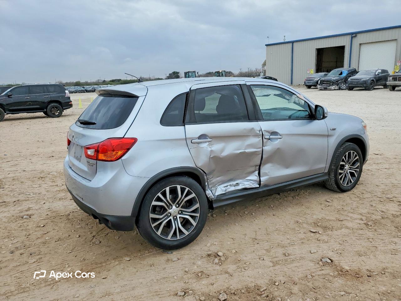 Mitsubishi Outlander 2016