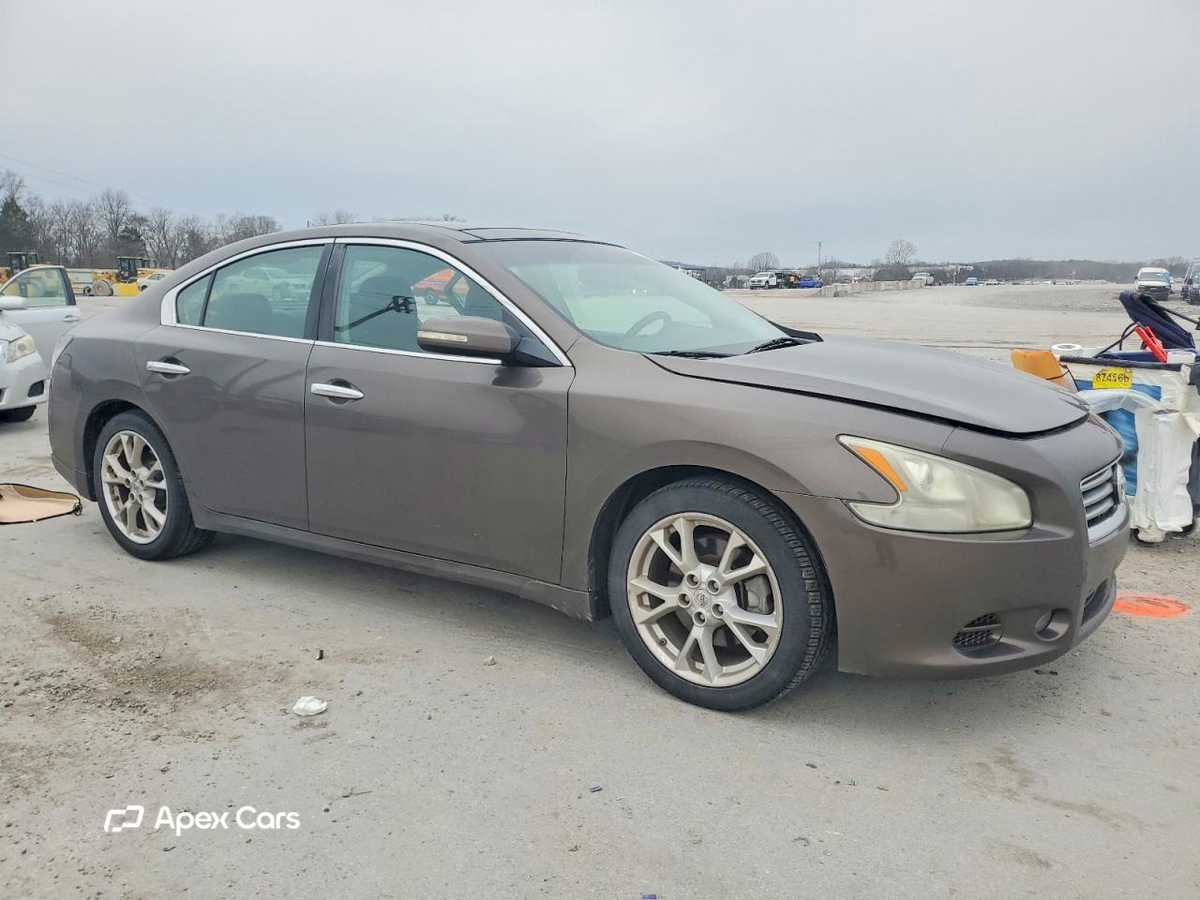 Nissan Maxima 2013