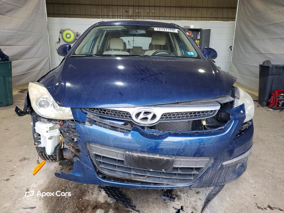 Hyundai Elantra 2012