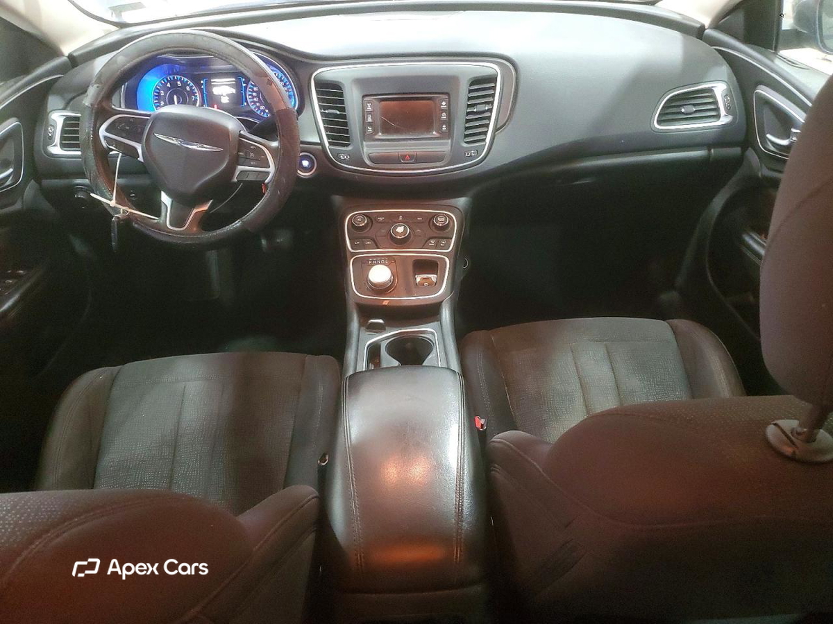 Chrysler 200 2015