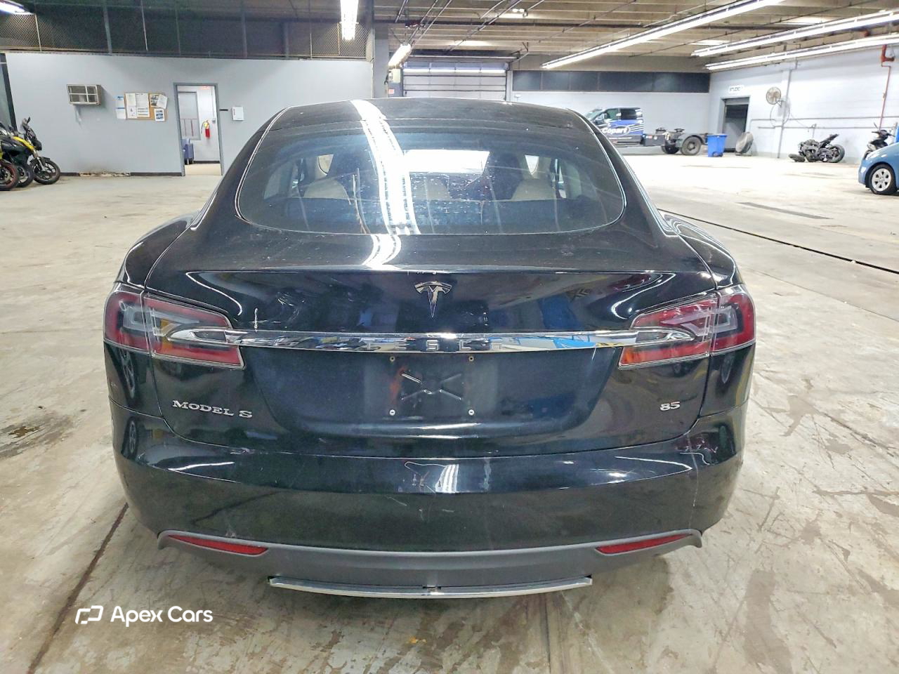 Tesla Model S 2013