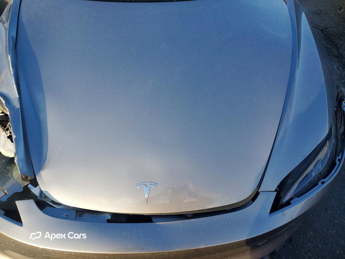 Tesla Model 3 2025