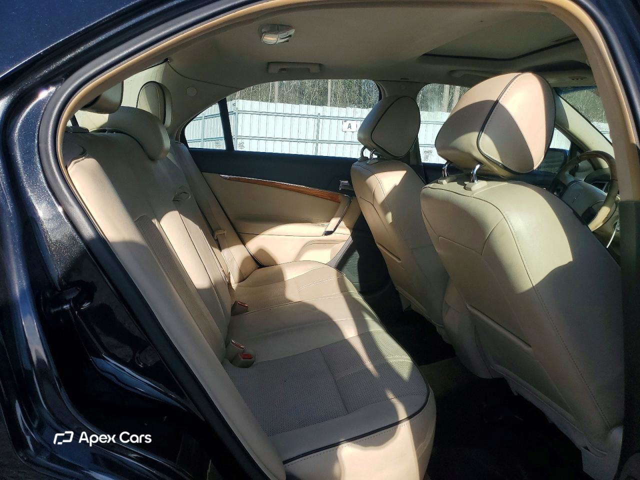 Lincoln MKZ 2011