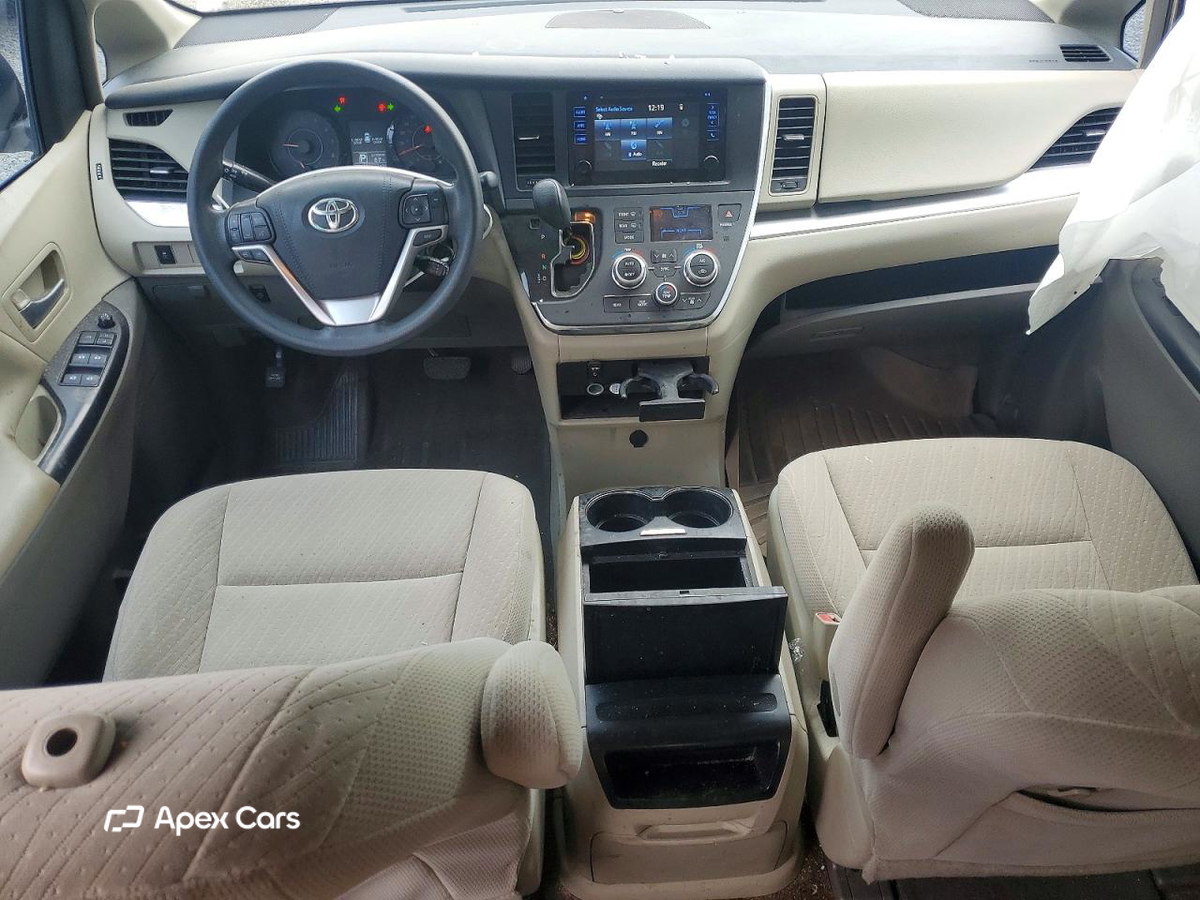 Toyota Sienna 2017